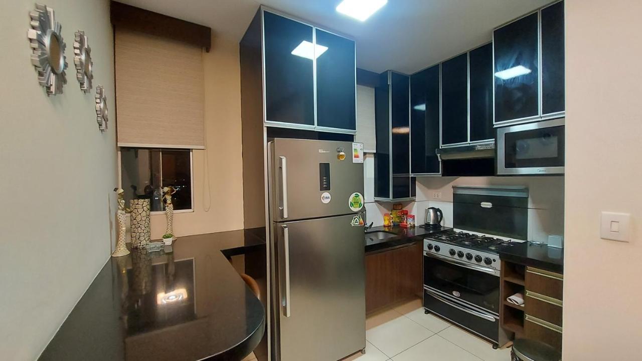Hermoso Y Unico Apartamento Moderno, En Pleno Centro De Santa Cruz, Con Netflix Wi-Fi De 60 Mb, Estacionamiento Gratis Y Ac En Todos Los Ambientes Santa Cruz de La Sierra Exterior photo